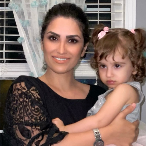 Meet your Posher, Roshanak - Picture 1 of 1